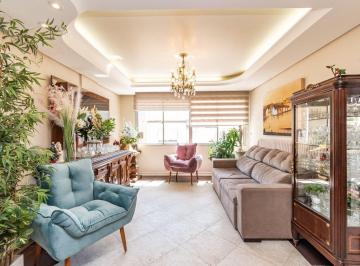 Apartamento · 134m² · 3 Quartos · 1 Vaga · Vende-se apartamento com 3 quartos (1 suíte), 133 m² e 1 vaga – Petrópolis