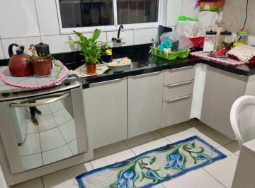 Casa · 55m² · 2 Quartos · 1 Vaga · Sobrado com 2 dormitórios localizado no bairro Ipiranga em Sapucaia do Sul