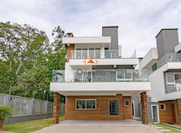 Casa · 300m² · 3 Quartos · 4 Vagas · Viva o Privilégio de Ter o Guaíba como Quintal
