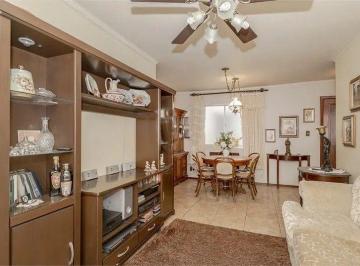 Apartamento · 63m² · 2 Quartos · 1 Vaga · APARTAMENTO 2 DORMITORIOS E 1 VAGA, AMPLO E CONSERVADO