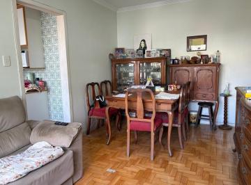 Apartamento · 60m² · 2 Quartos · Apartamento amplo no bairro Menino Deus 60,68m², 2 dormitórios