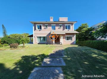Casa · 521m² · 5 Quartos · 4 Vagas · Residência Alto Padrão