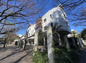 Apartamento · 50m² · 1 Quarto · 1 Vaga · Apartamento de um quarto no bairro São João em Porto Alegre