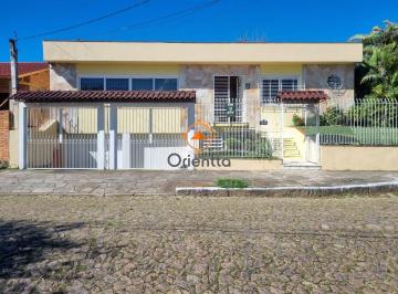 Casa · 280m² · 3 Quartos · 2 Vagas · Casa Térrea 280 m² em Teresópolis – 4 Dorms, Escritório e Edícula