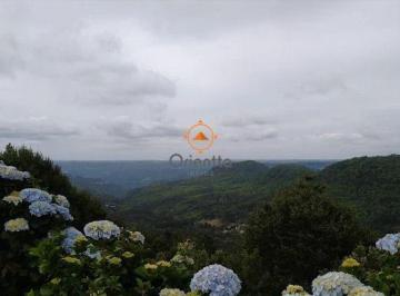 Terreno · 800m² · Terreno de 800m² no loteamento Vale dos Pinheiros, em Gramado, RS