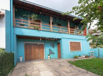 Casa · 246m² · 3 Quartos · 3 Vagas · Casa para Venda - 246m², 3 dormitórios, sendo 1 suites, 3 vagas - Imperial Parqu