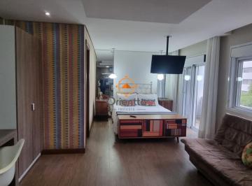 Sala-Dormitório · Apartamento tipo estúdio, mobiliado completo, no coração do Bairro Moinhos de Ve