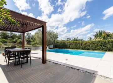 Casa · 340m² · 4 Quartos · 4 Vagas · Casa Condominio para Venda - 340m², 4 dormitórios, sendo 4 suites, 4 vagas - Ter