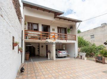 Casa · 161m² · 3 Quartos · 3 Vagas · Casa para Venda - 161m², 3 dormitórios, 3 vagas - Nonoai