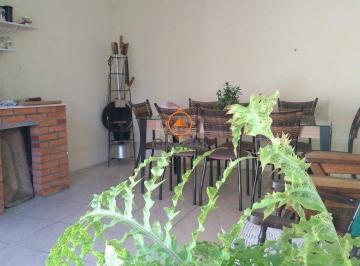Casa · 80m² · 2 Quartos · 2 Vagas · Casa no Centro de Gravatai de 2 dormitórios e vaga