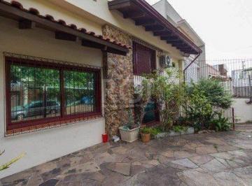 Casa · 300m² · 4 Quartos · 4 Vagas · Casa para Venda de 3 dormitórios 6 vagas no bairro Chácara das Pedras