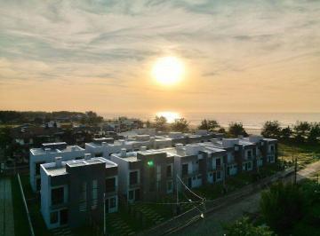 Casa · 75m² · 2 Quartos · 1 Vaga · Casa à venda - em Capão da Canoa