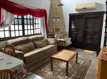Casa · 330m² · 6 Quartos · 3 Vagas · Casa para Venda - 330m², 6 dormitórios, 3 vagas - Cavalhada