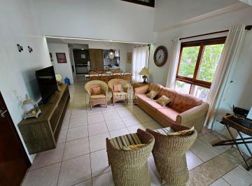 Apartamento de 4 quartos, Gravatá · Flat no primeiro andar com 04 suítes à venda no Portal de Gravatá!