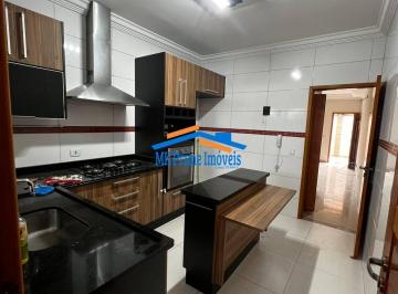 Casa · 81m² · 2 Quartos · 2 Vagas · Sobrado com 2 quartos (suítes), 2 vagas – Jaraguá, São Paulo/SP