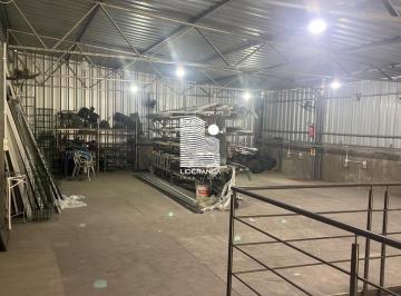 Comercial · 869m² · Comercial à venda - em Rio Tavares