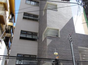 Comercial · 105m² · 1 Quarto · Sala nova no centro, 2 banheiros(PNE), copa, elevador