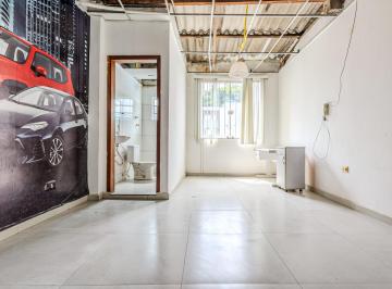 Comercial · 30m² · 1 Quarto · Sala comercial na Rua Voluntários da Pátria, N. 512 - sala 02 • 30 m²