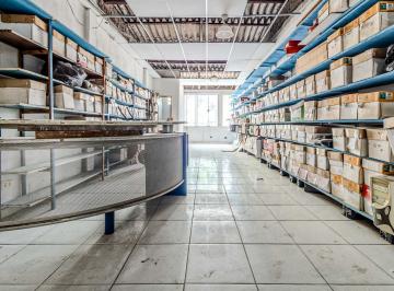 Comercial · 60m² · 1 Quarto · Sala comercial na Rua Voluntários da Pátria, N. 512 - sala 05 • 60 m²