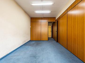 Comercial · 120m² · Sala comercial na Avenida da Liberdade, N. 701 - Sala 13 • 120 m²
