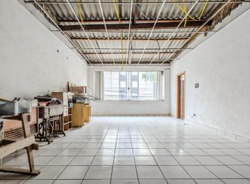 Comercial · 200m² · 1 Quarto · Sobreloja na Rua Voluntários da Pátria, N. 512 - 1º andar • 200 m²