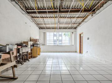 Comercial · 200m² · 1 Quarto · Sobreloja na Rua Voluntários da Pátria, N. 512 - 1º andar • 200 m²