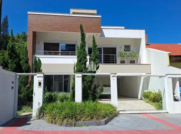 Casa · 329m² · 3 Quartos · 4 Vagas · Casa com 3 quartos sendo 1 súite e piscina em Coqueiros