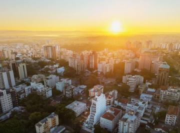 Apartamento · 161m² · 3 Quartos · 2 Vagas · ✨🏙 DUPLEX FRONTAL – 7º ANDAR NOS ALTOS DA CARLOS VON KOSERITZ ✨