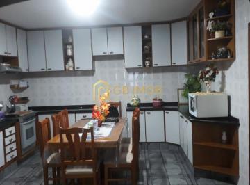 Casa · 190m² · 6 Quartos · 4 Vagas · Casa à venda no Jacaré com salão comercial