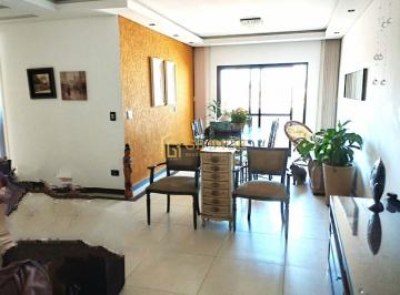 Apartamento · 119m² · 3 Quartos · 1 Vaga · Apartamento no Centro! - GB6481