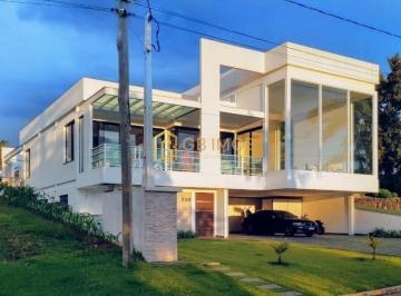 Casa · 706m² · 5 Quartos · 4 Vagas · Casa à venda em frente ao LAGO - Portal da Concórdia