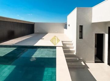 Casa · 301m² · 3 Quartos · 3 Vagas · Sobrado à venda no Recanto Tropical, Cascavel – 3 suítes, 3 vagas