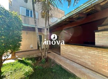 Casa · 235m² · 3 Quartos · 4 Vagas · Casa a venda, bairro Olinda