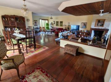 Casa · 500m² · 3 Quartos · 4 Vagas · Casa de Cinema na Glória, com 500m² de área privada, 3 dormitórios, piscina, horta, lareira, elevado
