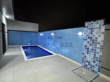 Casa · 300m² · 3 Quartos · 4 Vagas · Oportunidade - Casa em Condomínio - Condomínio Terras do Vale - Bairro do Grama - Caçapava - 3 Suíte