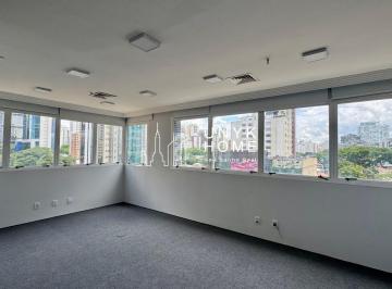 Comercial · 64m² · 2 Vagas · Conjunto comercial de 64 m² à venda e locação no Campo Belo, ideal para escritórios e consultórios.