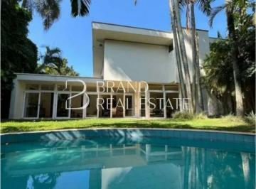 Casa · 808m² · 5 Quartos · 4 Vagas · Casa com 808m², 5 quartos e 4 vagas de garagem no Jardim Europa