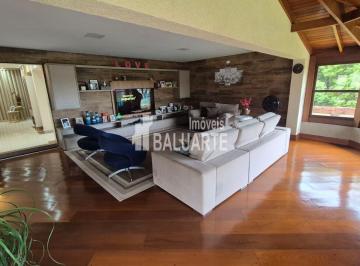 Casa · 800m² · 5 Quartos · 6 Vagas · Casa de alto padrão recém-reformada ? um convite ao bom gosto