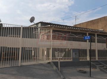 Casa · 120m² · 3 Quartos · 4 Vagas · Lote à Venda com 02 Casas na QR 506  Samambaia