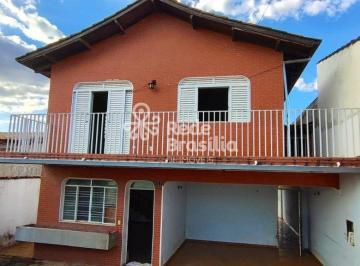 Casa · 200m² · 4 Quartos · 5 Vagas · ESTUDA PROPOSTA QNB 3, Casa/Sobrado à venda com 4 quartos, Taguatinga Norte.