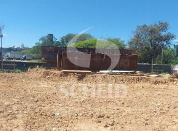 Terreno · 1900m² · Terreno com 1900m2 praticamente plano sem arvores em ótima localização na Vila Jaguara