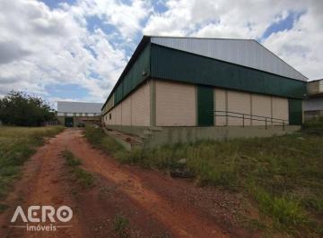 0af10e84a09ef7500c5c3cef023a53a61f5179d7 · Barracão com 900m2 e 3 Docas
