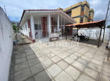 Casa · 450m² · 5 Quartos · 1 Vaga · Casa Espetacular em Jardim Atlântico – 5 Quartos, energia solar,Piscina e Conforto Total!