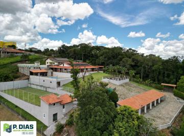 Rural · 3000m² · 4 Quartos · 6 Vagas · Viva o Charme do Campo: Chácara Colonial com Vista para as Montanhas em Pinhalzinho