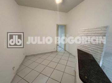 Apartamento · 36m² · 1 Quarto · Sala e quarto na quadra da praia