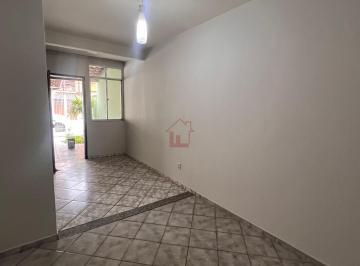 Casa · 49m² · 2 Quartos · 1 Vaga · Casa de 2 quartos com quintal no São Luis