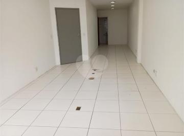 Área de Serviço · Imoveis - na Barra Funda