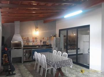 db14737c50d5d6d0823b83a1ba20840506eac4cb · Casa com 2 dormitórios à venda, 115 m² por R$ 480.000 - Jardim Santa Marta - Salto/SP