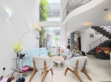 e932a87168f64c19de8c057bc5bd0a80cd905f5f · Casa com 3 quartos à venda, 260 m²- Condomínio Villa dos Inglezes - Sorocaba/SP