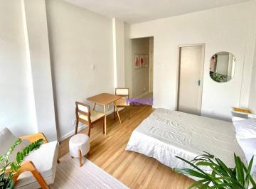 b154a8076b150b3477aae410aaf21b904890f80f · Apartamento de alto padrão, totalmente mobiliado e reformado em dezembro/2025 por arquiteto francês.